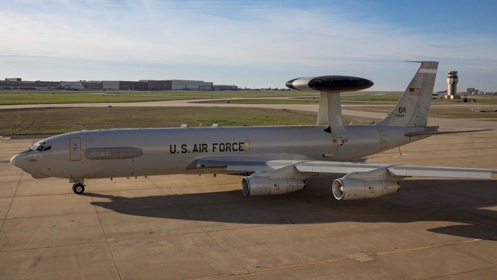 Samolot E-3 AWACS