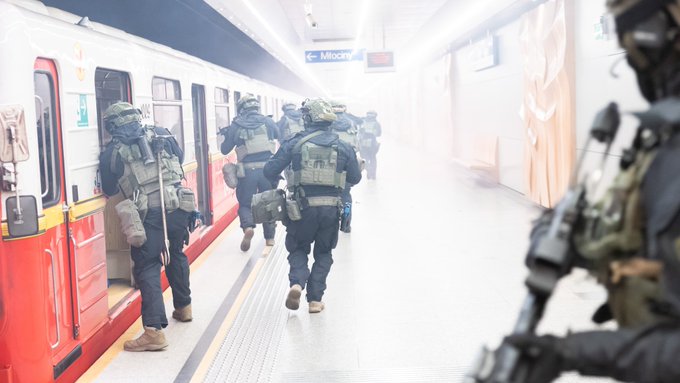 Policja dostanie sprzęt CBRN od Amerykanów? Gen. insp. Szymczyk: możemy liczyć na takie zasilenie