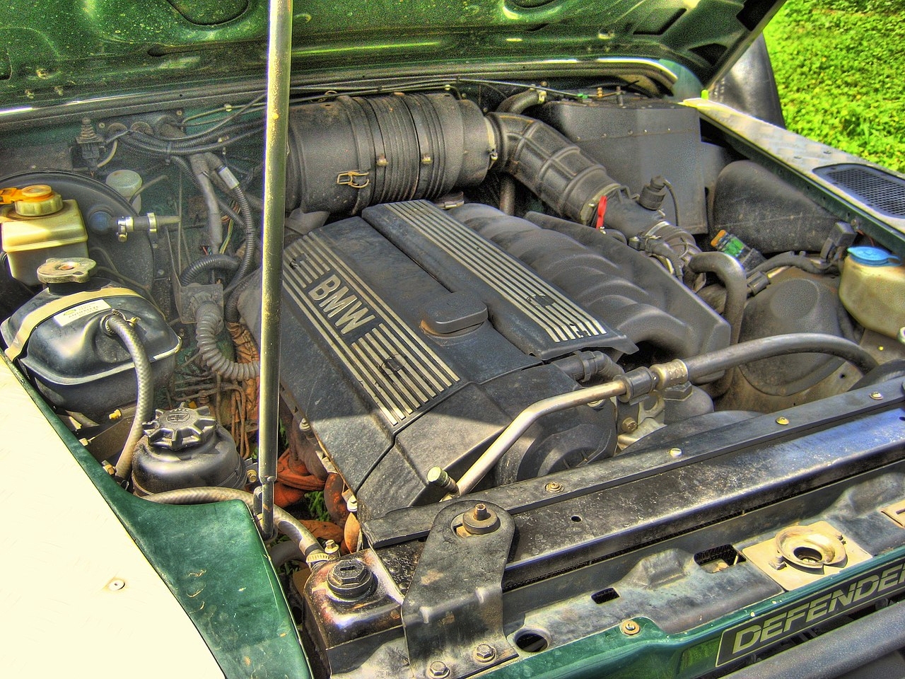 Poniedziałkowy przegląd mediów z Defence24.pl; diesle na elektryki; Centrum serwisowe Leopardów w Polsce