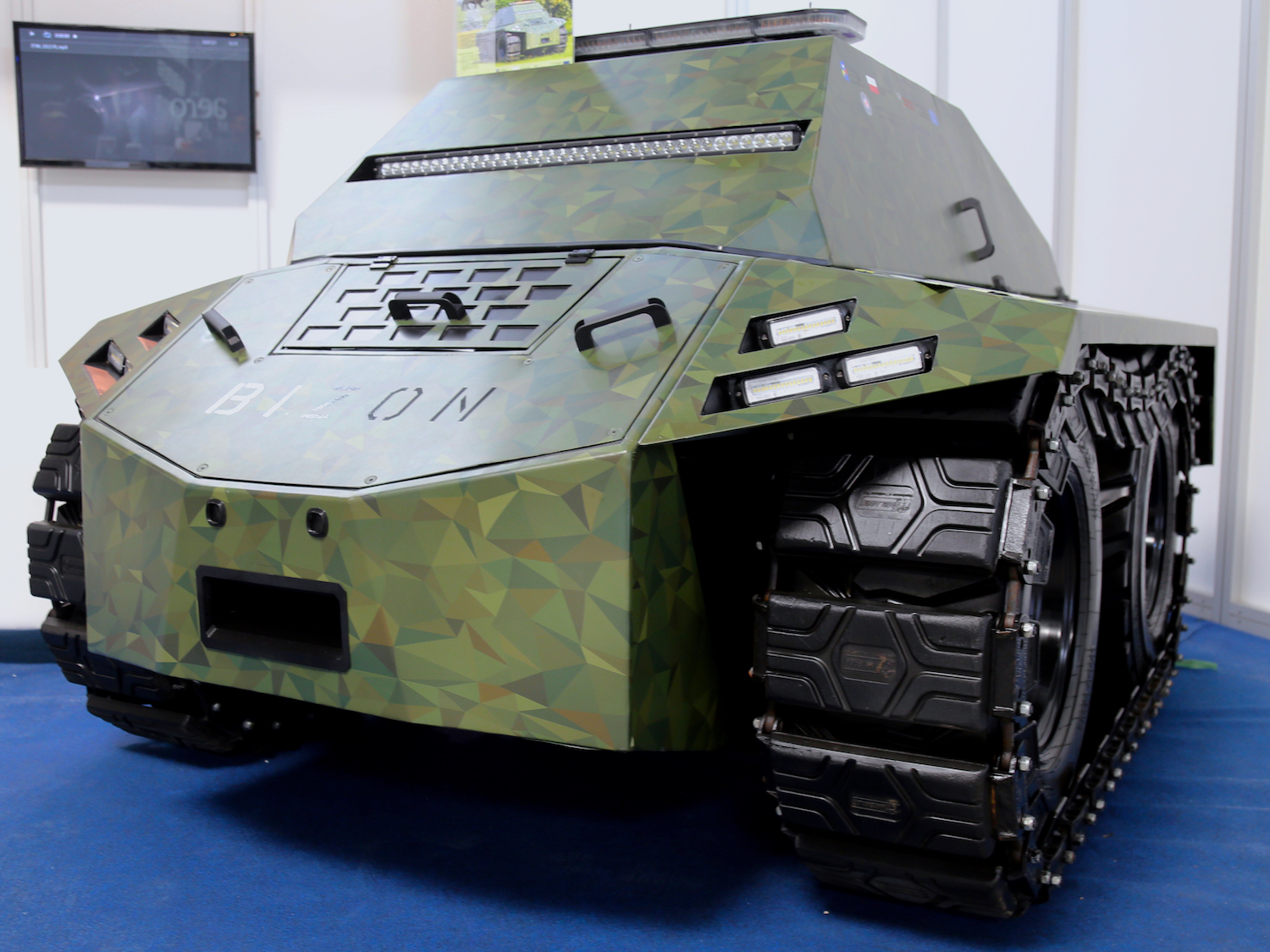 Autonomiczny BIZON w służbie