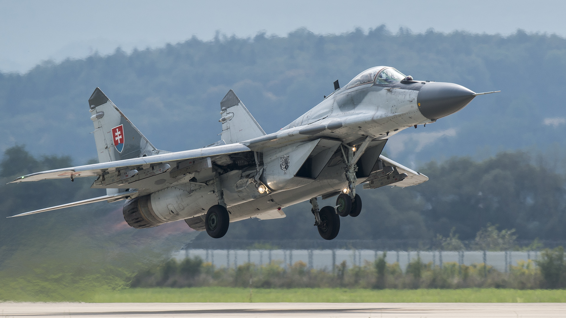 Zanim poleciały na wojnę. Słowackie MiG-29 z bliska [FOTO]