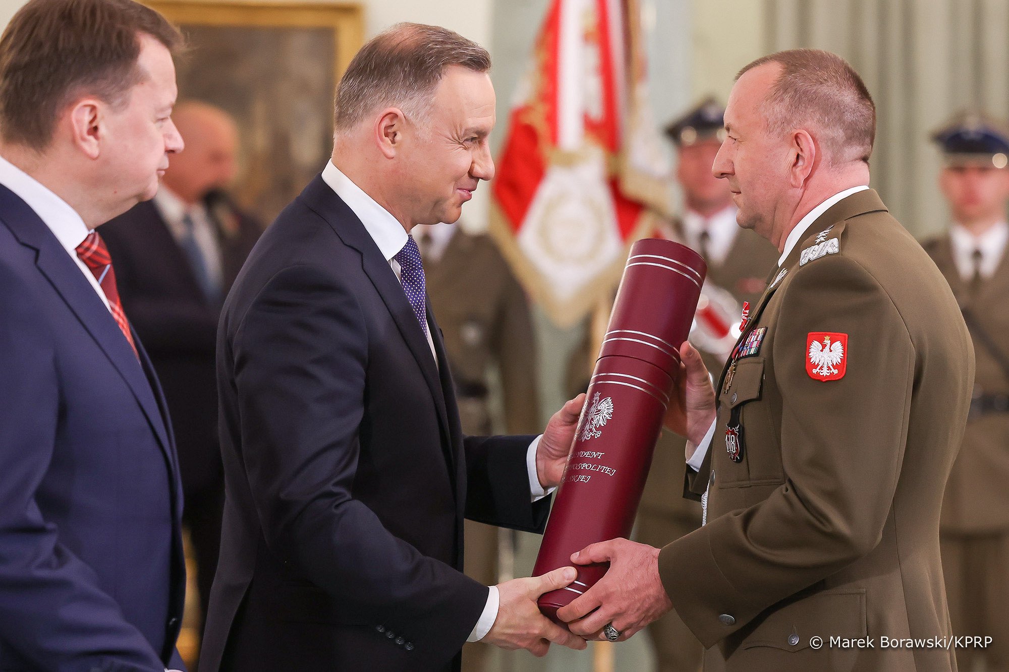 Prezydent wręczył awanse generalskie. Gen. Gromadziński dowódcą Eurokorpusu.