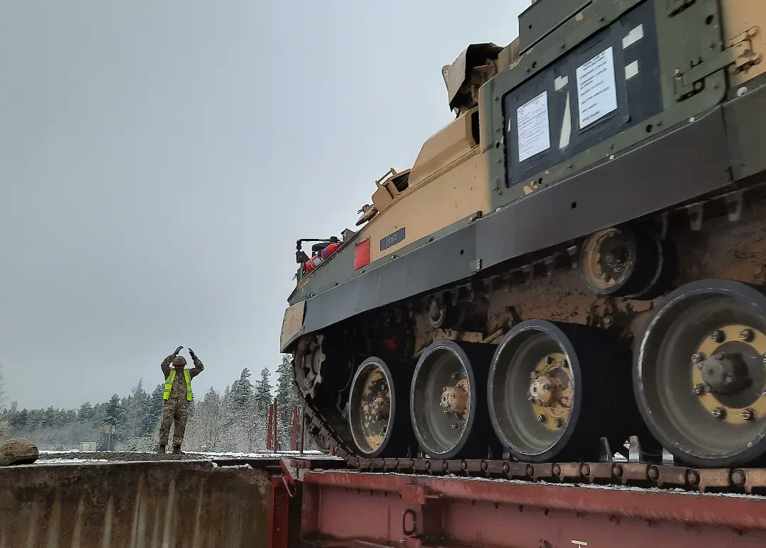 Finlandia: pancerne ćwiczenia NATO