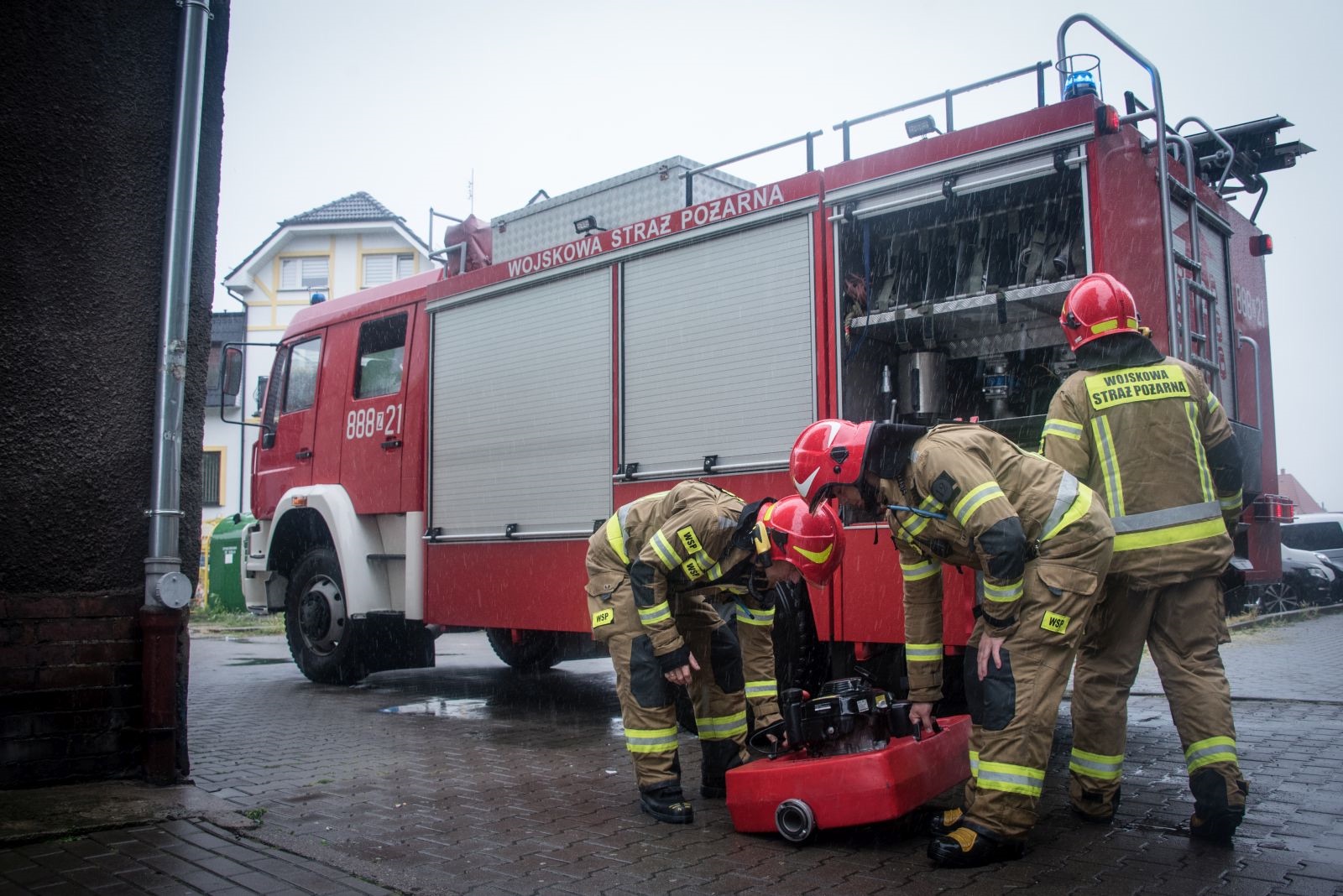 Pożar na poligonie w Orzyszu pod kontrolą