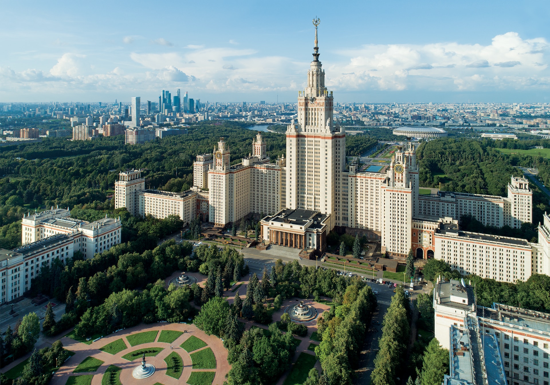 Historia wyszukiwania Rosjan sprzeczna z prowojennymi wynikami sondaży Putina