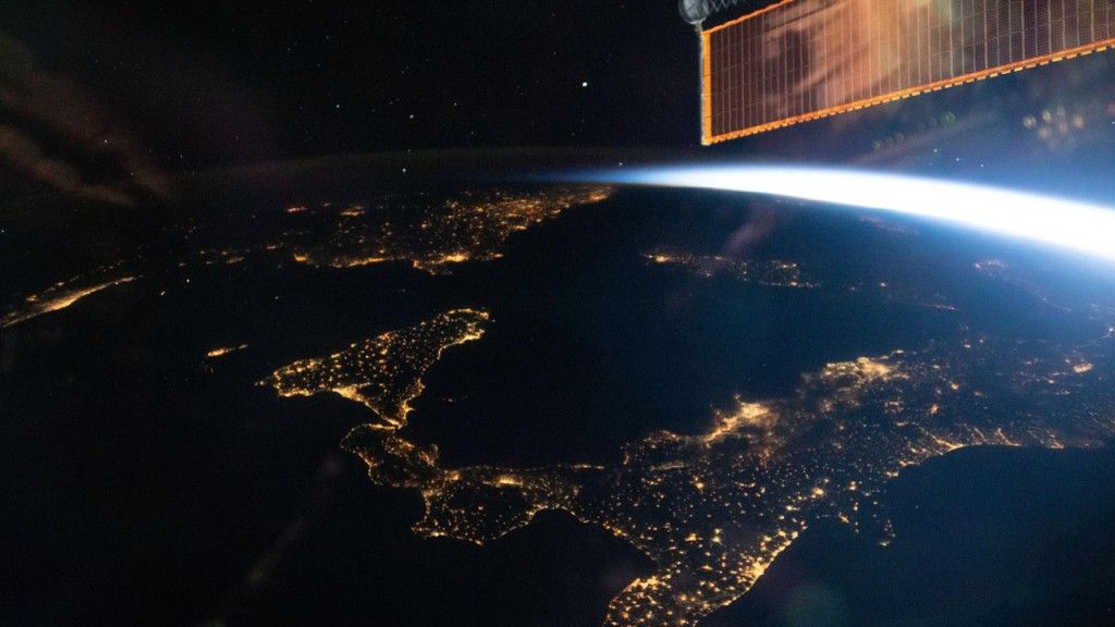 Włochy widziane z Międzynarodowej Stacji Kosmicznej (ISS).