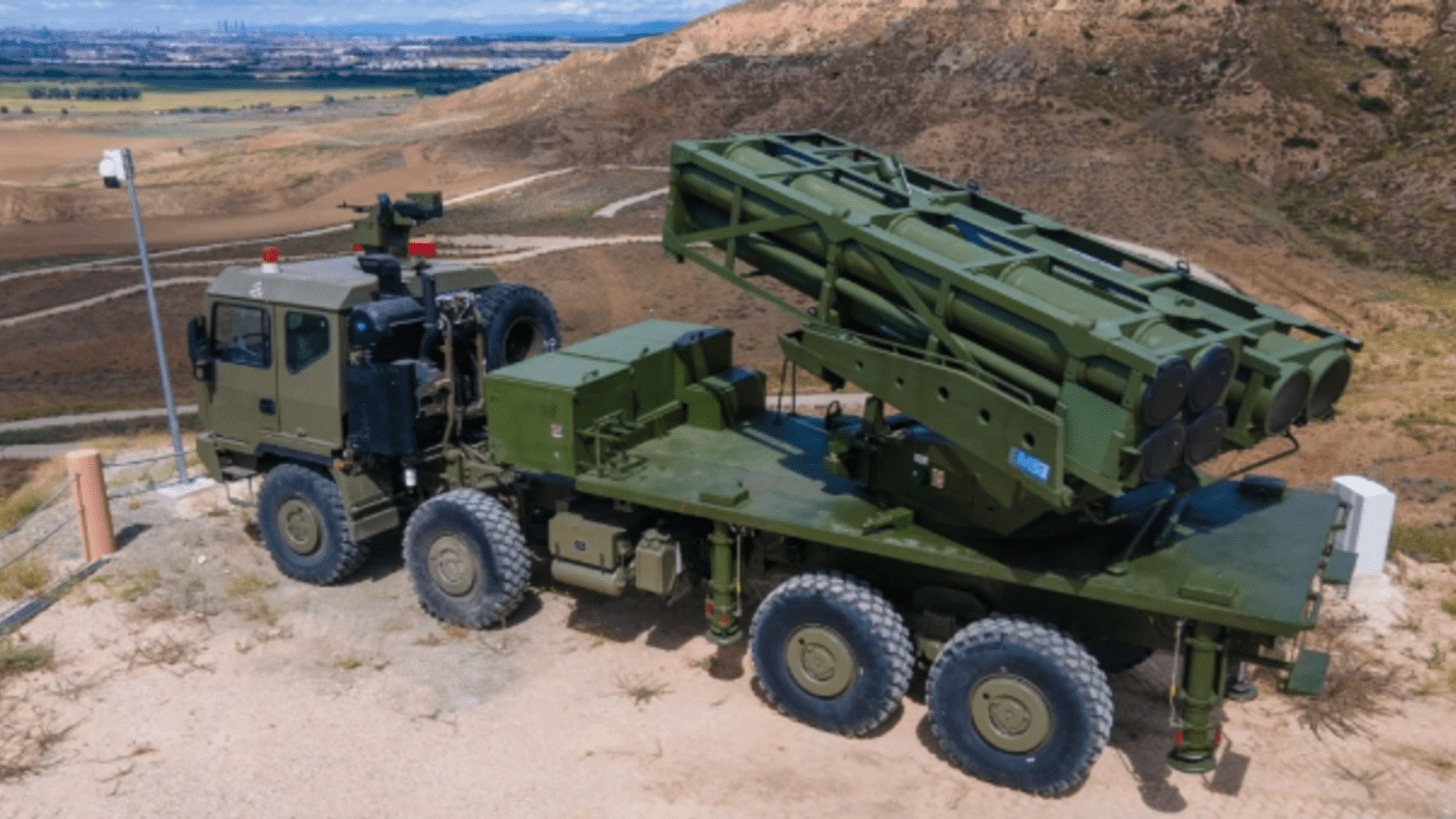 España confía en la artillería de cohetes de Israel
