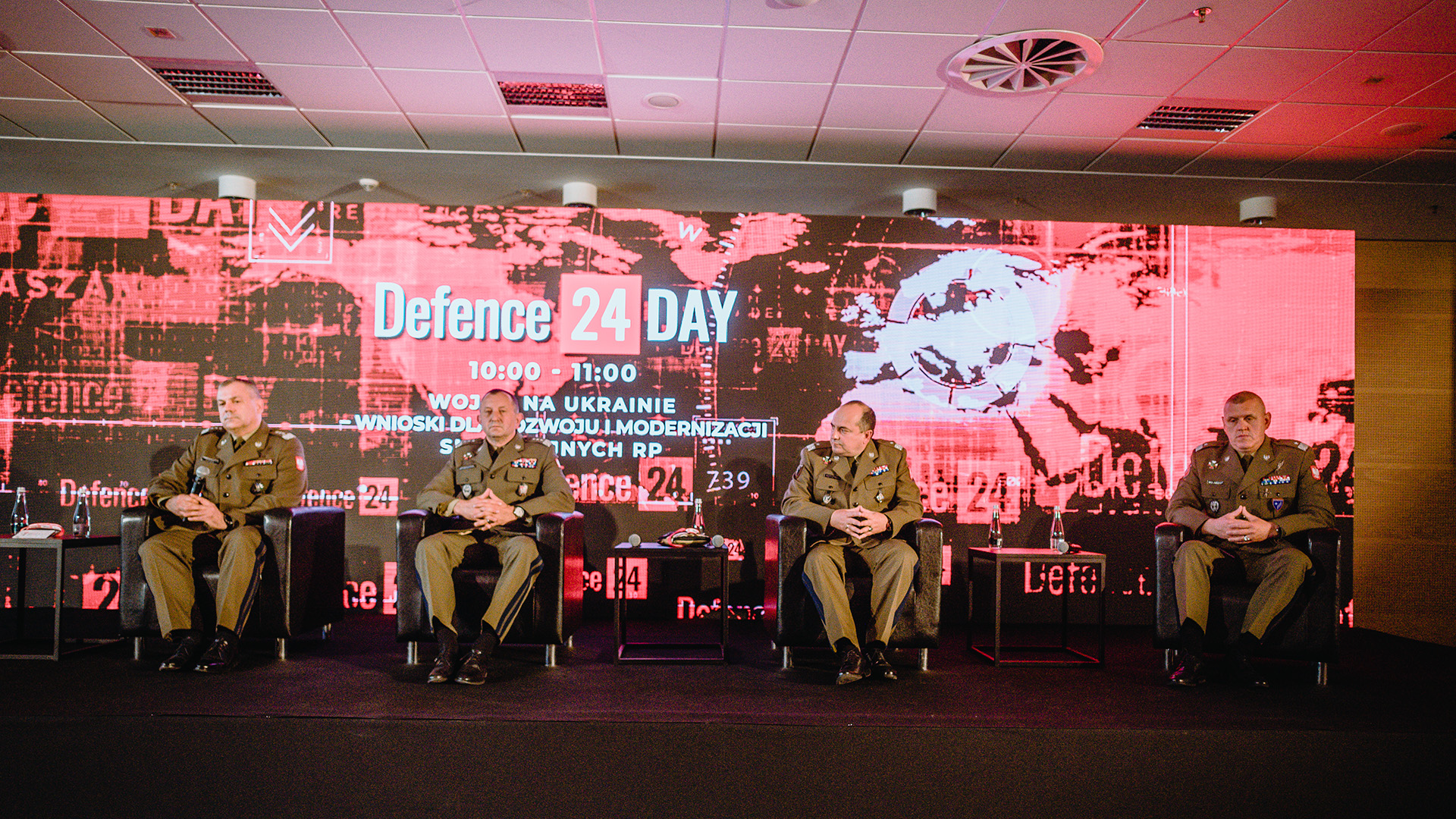 Defence24 DAY: Jak wojna na Ukrainie wpływa na polską armię?