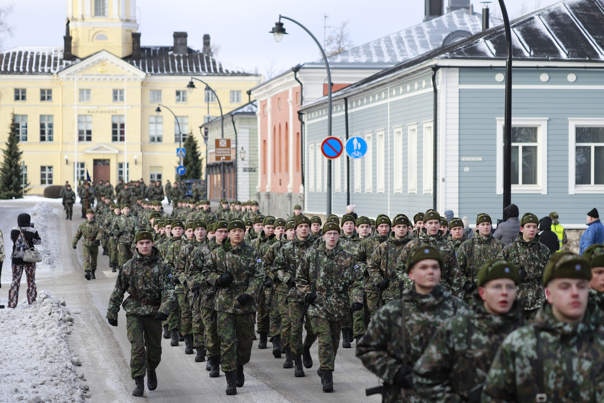 Finlandia zastanawia się nad zwiększeniem wieku rezerwistów do 65 r. życia