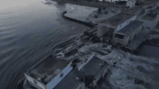 Rosja zniszczyła zaporę w Nowej Kachowce