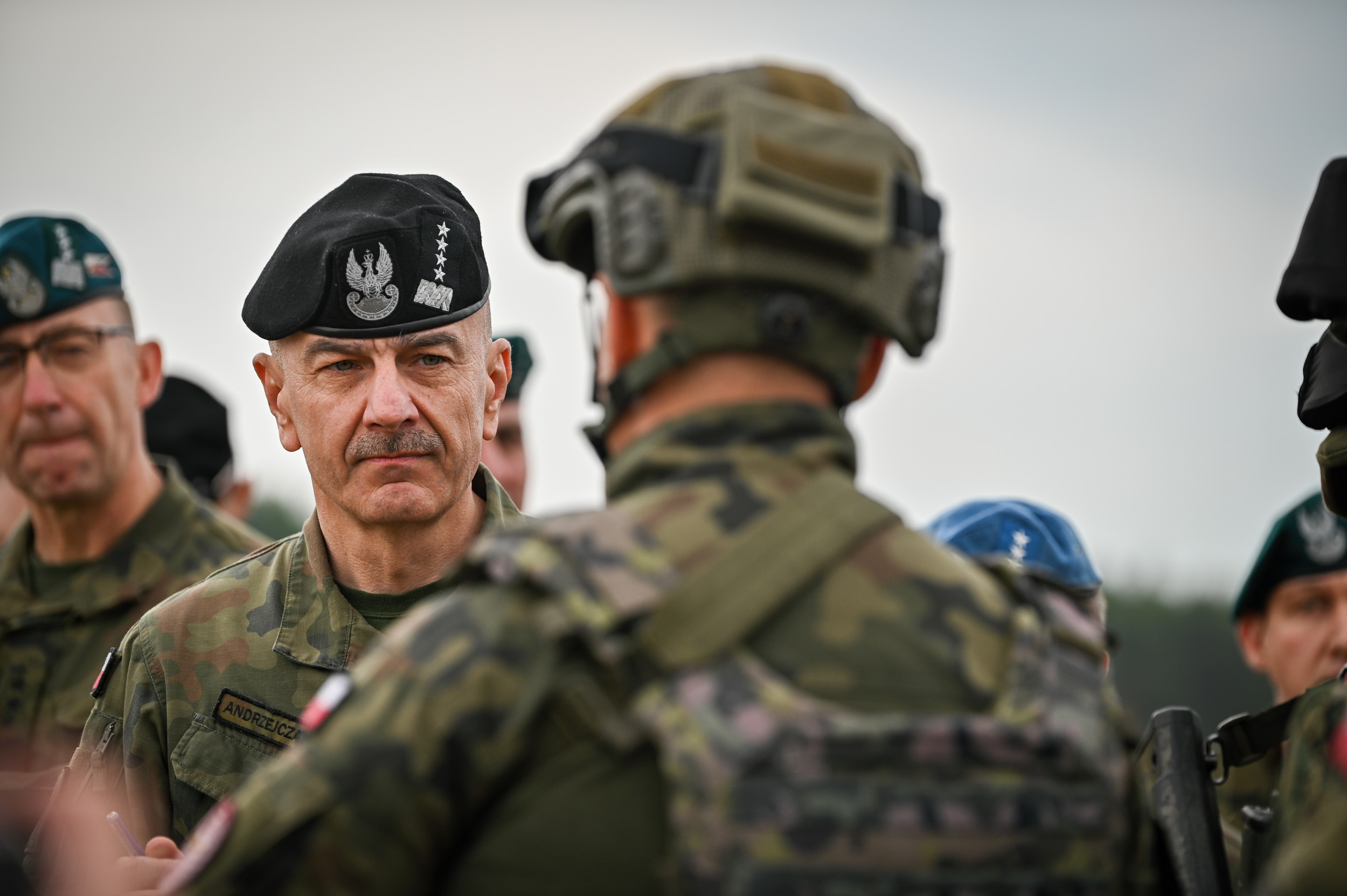Generał Andrzejczak odchodzi do cywila