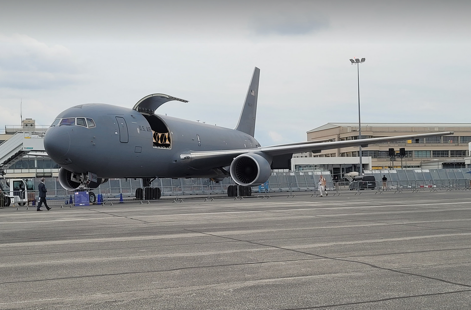 Nowa polityka zakupowa w USA. Przestrogą losy Pegasusa