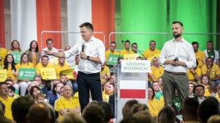 Szymon Hołownia i Władysław Kosiniak-Kamysz podczas konwencji Trzeciej Drogi