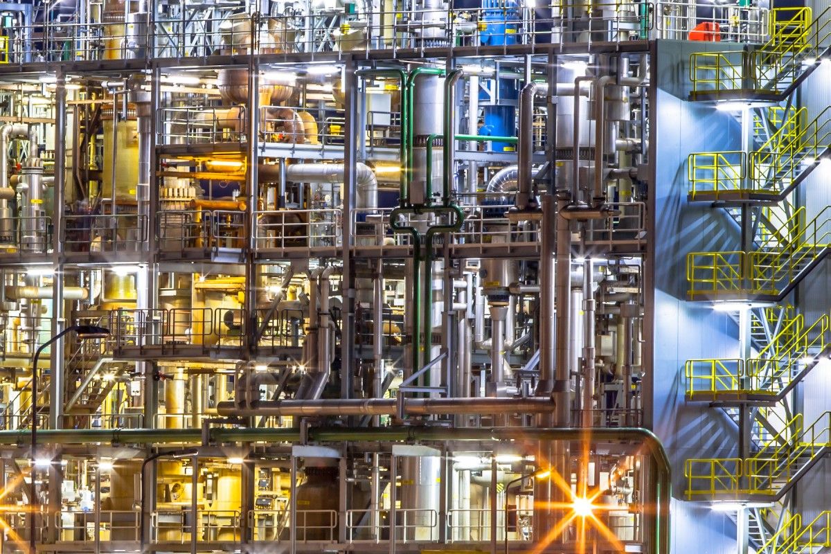 Zieliński: Branża chemiczna powoli wychodzi z kryzysu