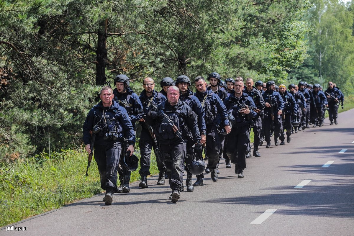 Pół tysiąca żabolów w drodze na granicę. Dołączą do 7 tys. strażników i żołnierzy