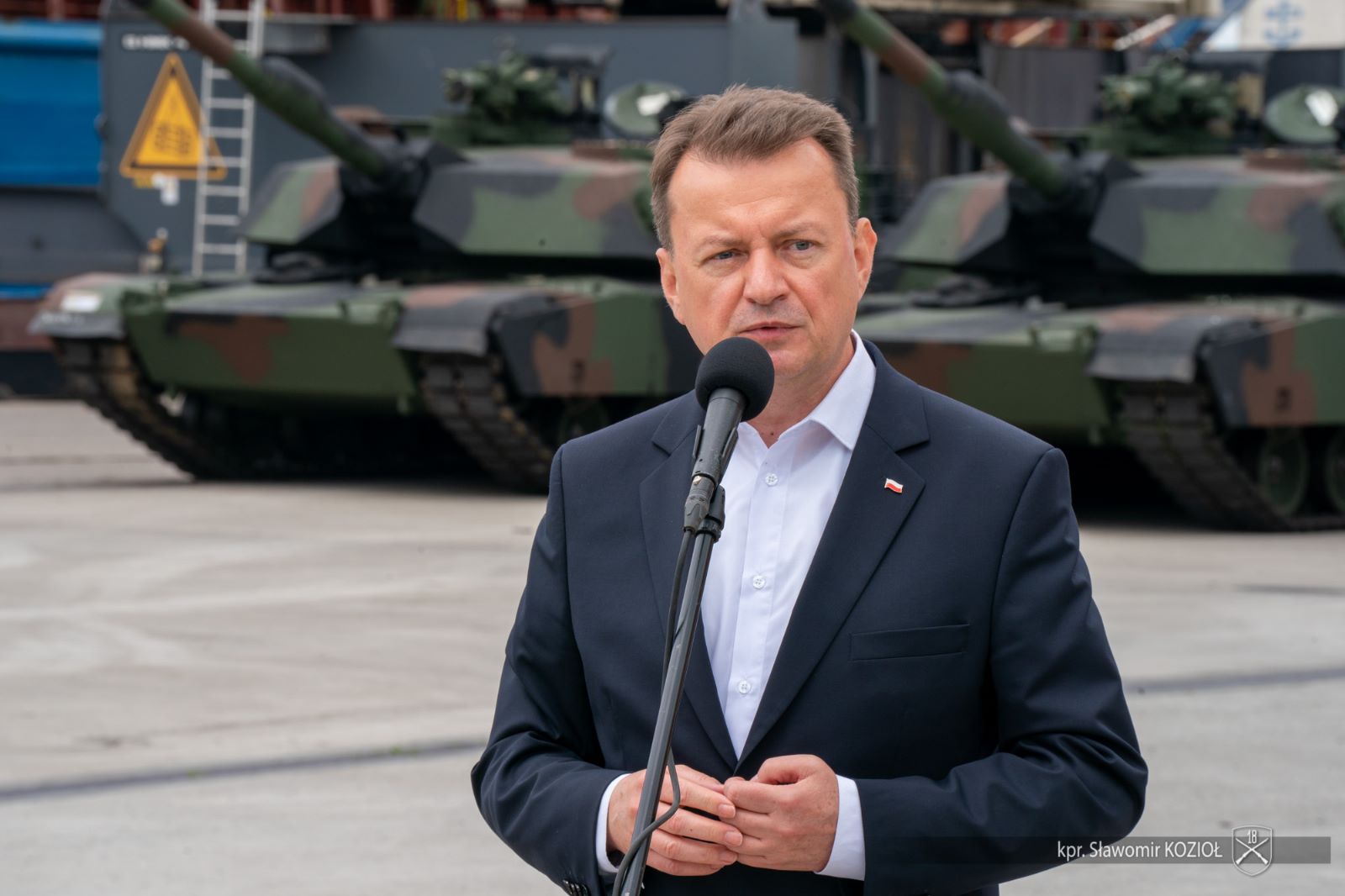 Błaszczak: W Czerwonym Borze powstanie ośrodek szkoleniowy dla brygady wojsk pancernych