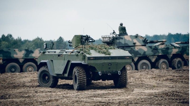 bezzałogowe pojazdy lądowe, bpl, ugv, roboty, siły zbrojne, bezzałogowce