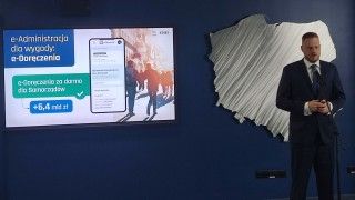 Minister Janusz Cieszyński podczas prezentacji założeń projektu ustawy o e-Administracji.
Warszawa - 13 lipca 2023 r.