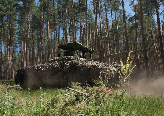 Rosja kupuje więcej uzbrojenia, ale starego