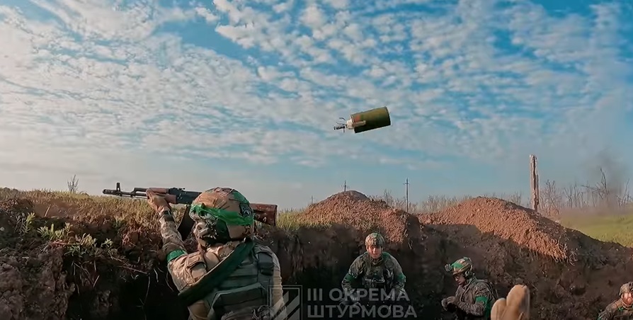 Piekło Rosjan na flankach Bachmutu. Desant w zasadzce