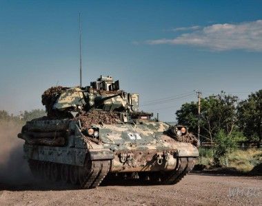 Amerykański bojowy wóz piechoty M2A2 ODS-SA Bradley w służbie Zbrojnych Sił Ukrainy.