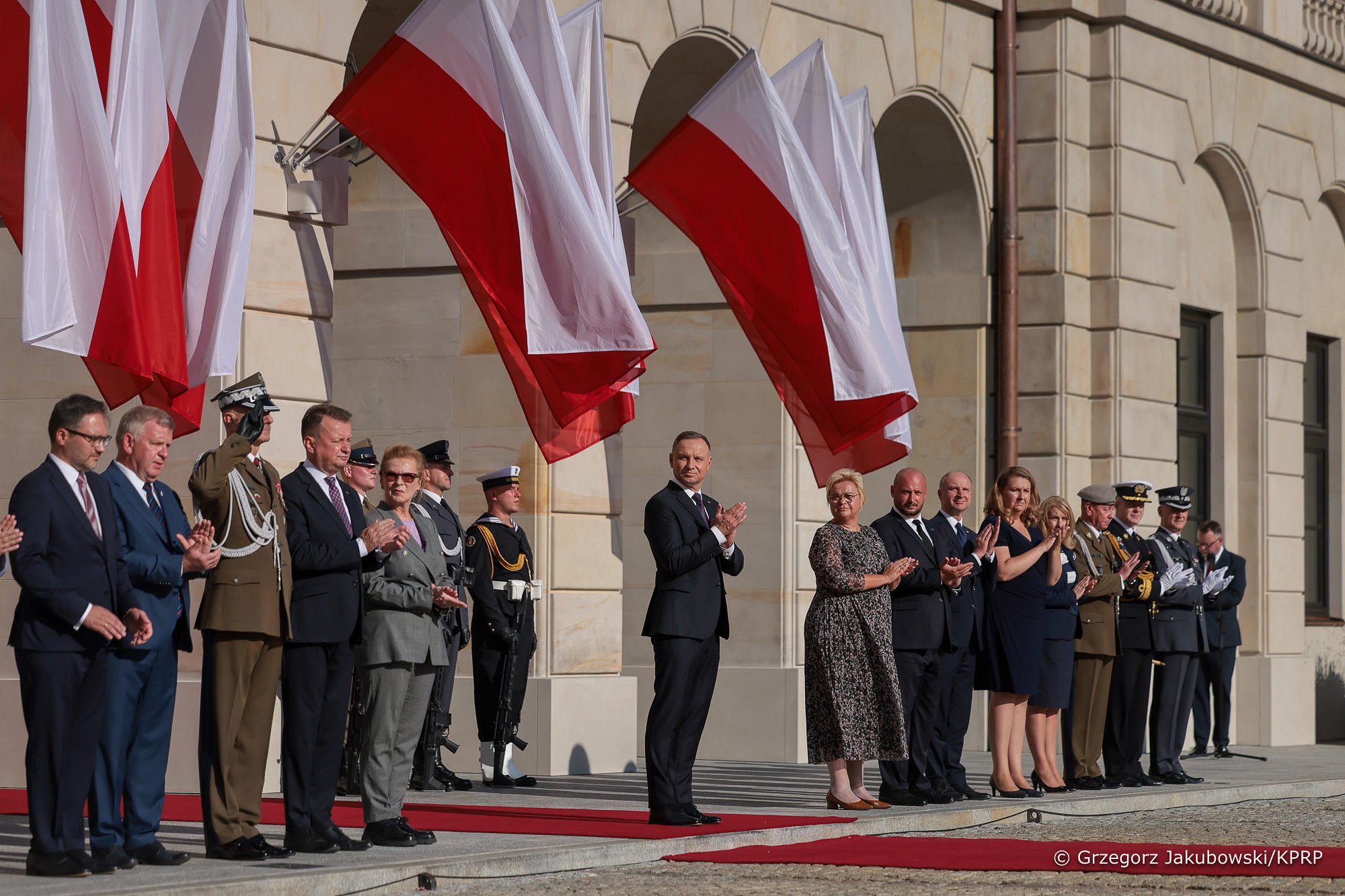 Wojsko: awanse dowódców DKWOC. Prezydent wręczył nominacje