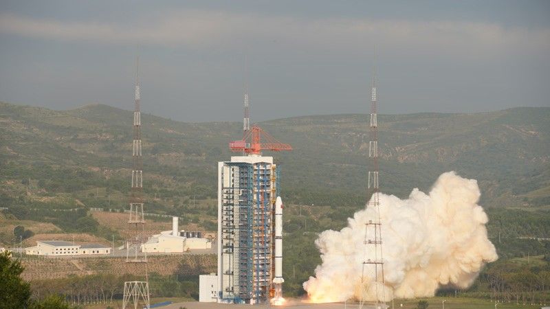 Start rakiety Długi Marsz 2C z satelitą obserwacyjnym z technologią SAR