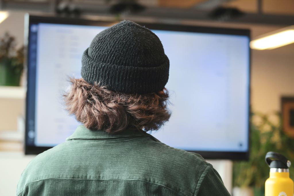 Hakerzy zmanipulują chatboty? Ostrzeżenie brytyjskiej agencji ds. cyberbezpieczeństwa