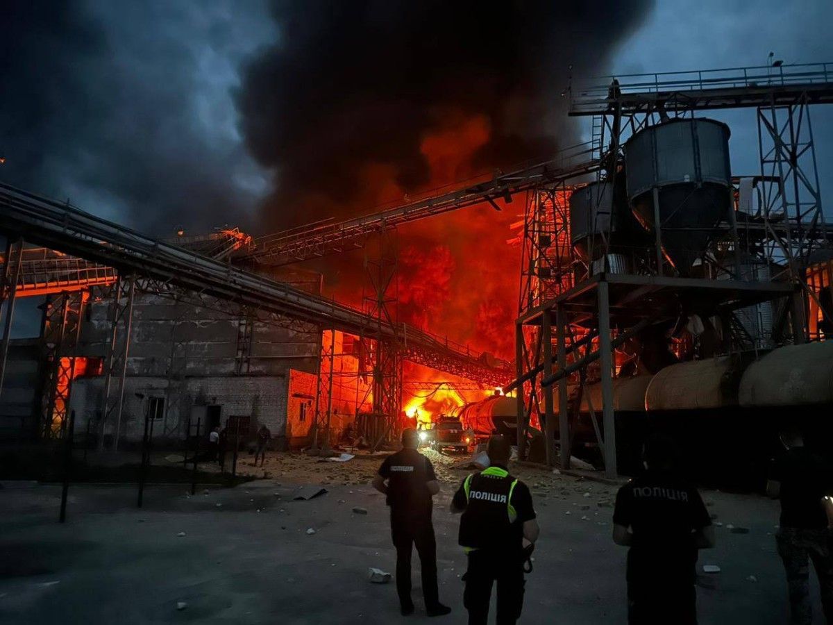 Atak na rafinerię pod Moskwą. Zełenski dziękuje ukraińskim siłom