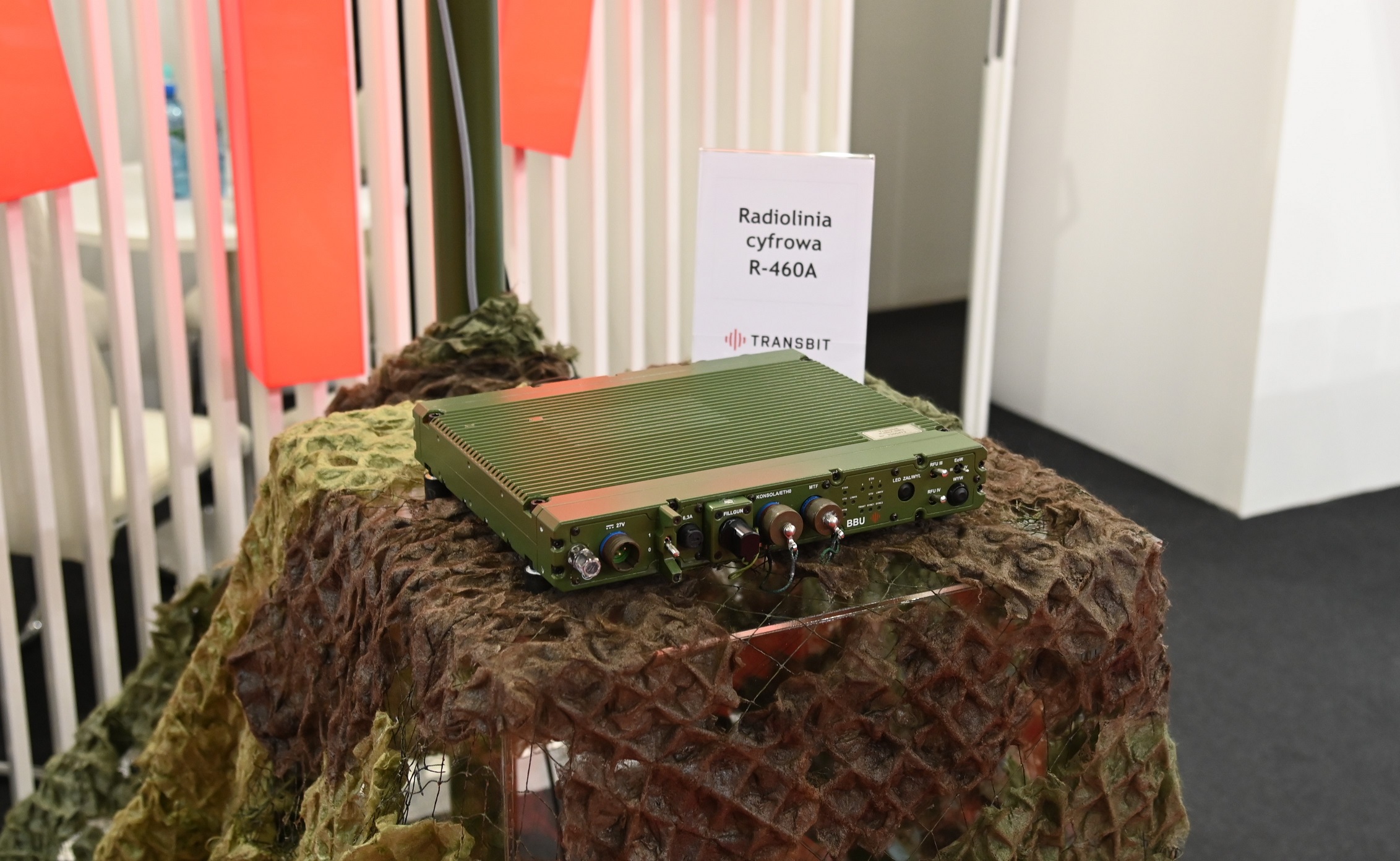 MSPO 2023: Transbit z urządzeniami zabezpieczającymi łączność w polskiej armii
