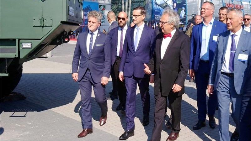 Prime Minister Mateusz Morawiecki, accompanied by the President at Targi Kielce, Andrzej Mochoń, visiting MSPO 2023.