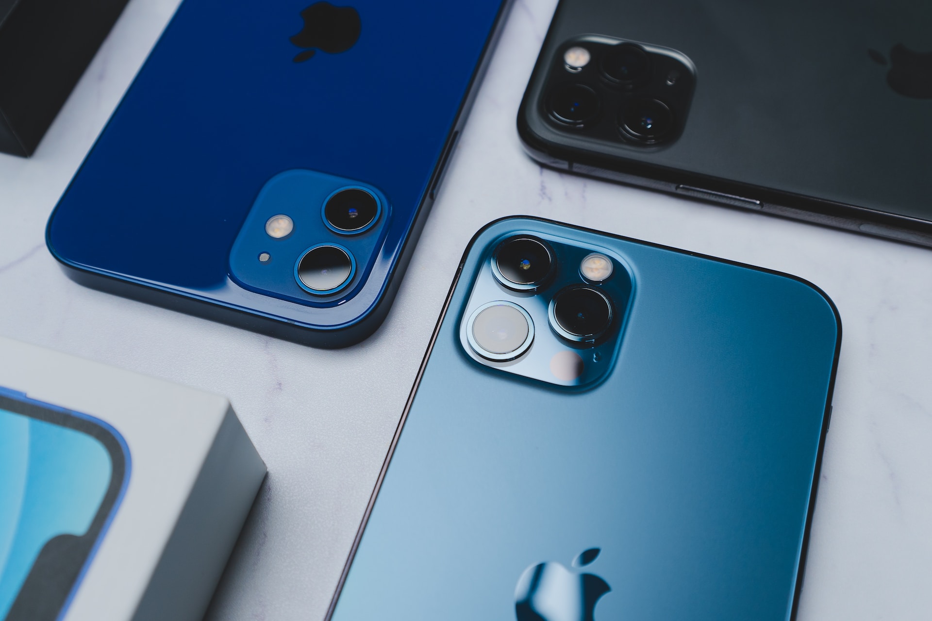 Chiny zakazują urzędnikom korzystania z iPhone'ów