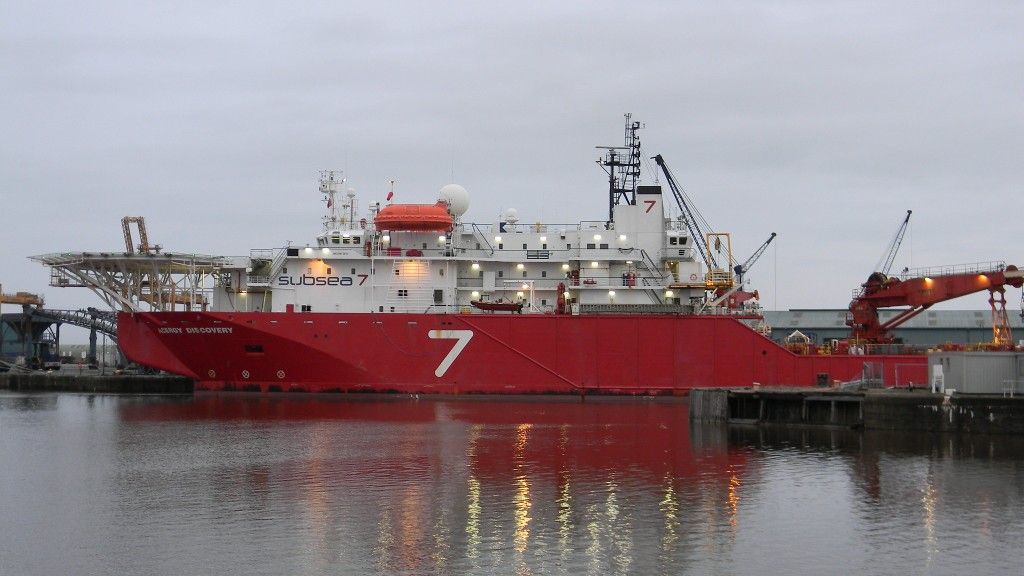 Acergy Discovery - statek odpowiedzialny za wsparcie infrastruktury łączności na dnie morza