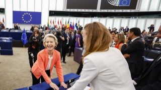 Szefowa KE na posiedzeniu podczas którego wygłosiła orędzie o stanie UE