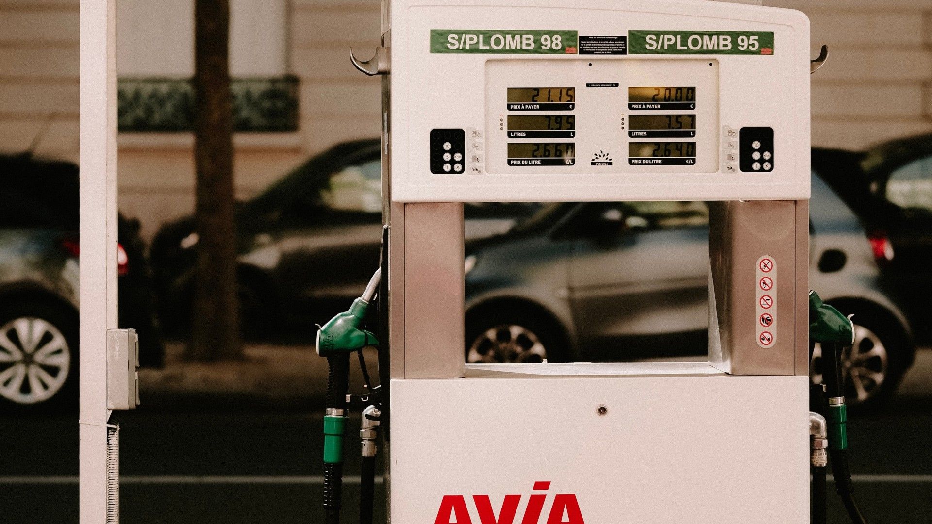 Le gouvernement français veut que les distributeurs de carburant abandonnent leurs marges