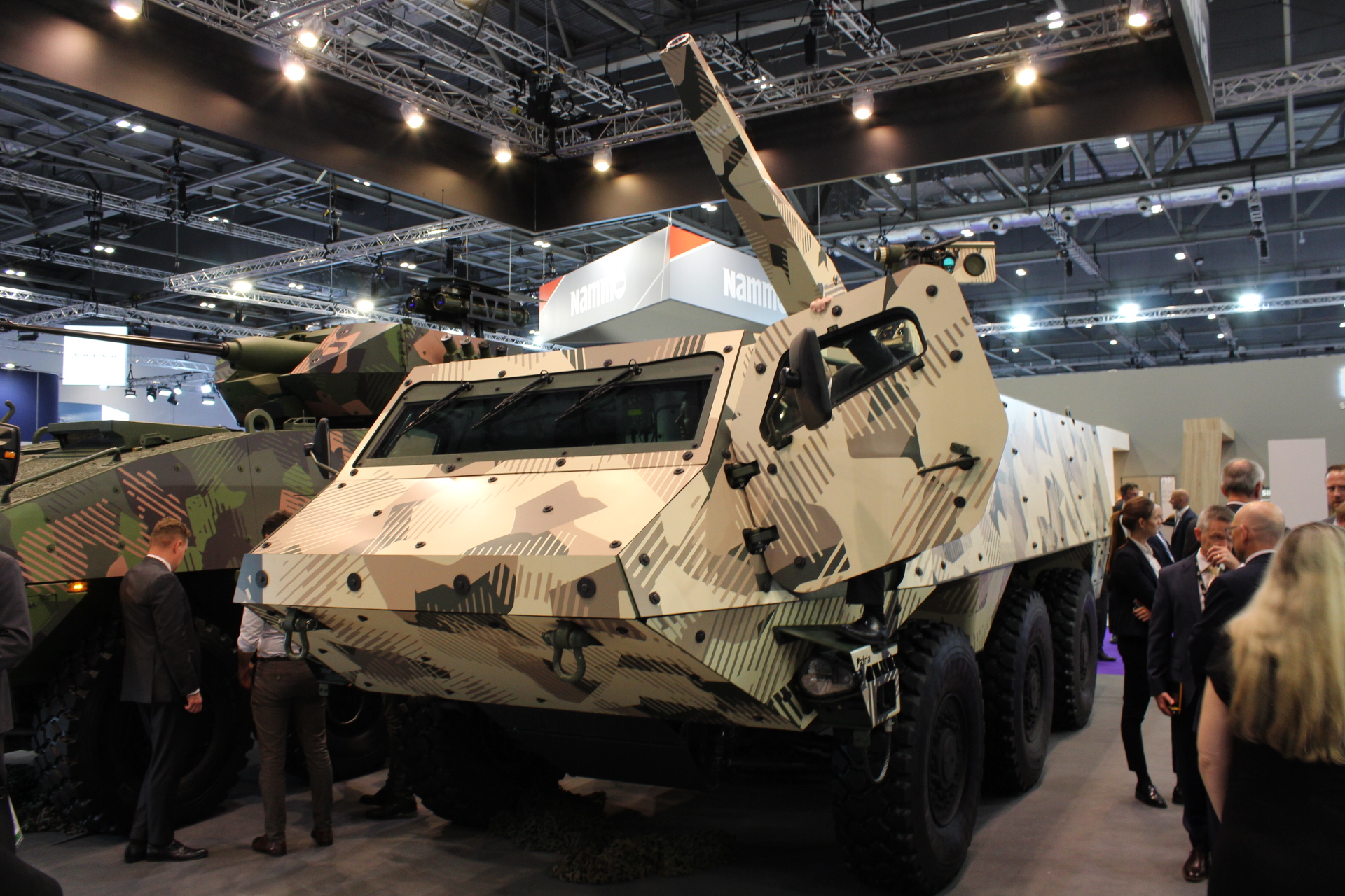 DSEI 2023: Fiński moździerz na nowym podwoziu