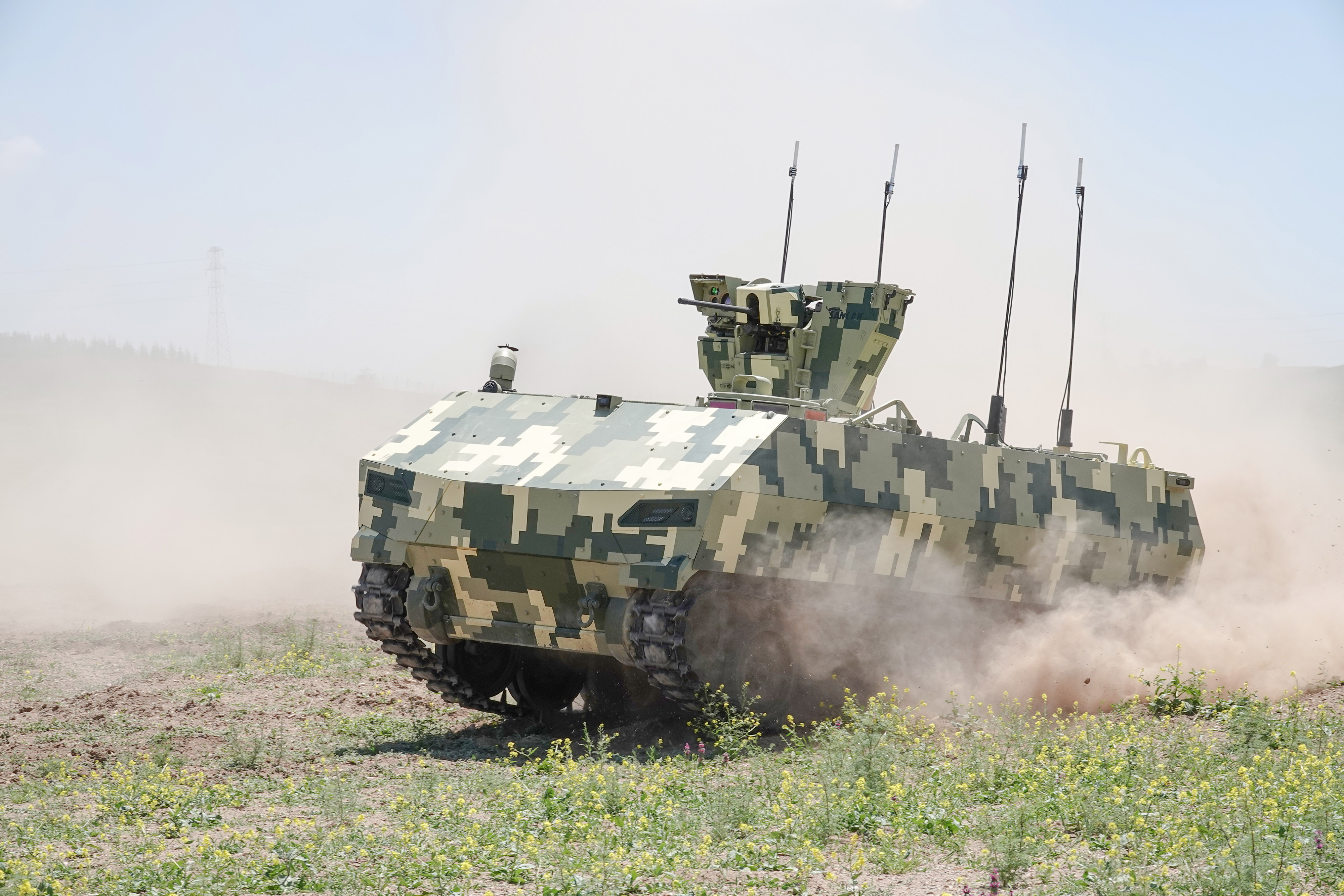 Turecki bezzałogowy pojazd na bazie M113