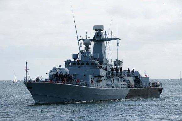 Mały okręt rakietowy ORP Piorun.