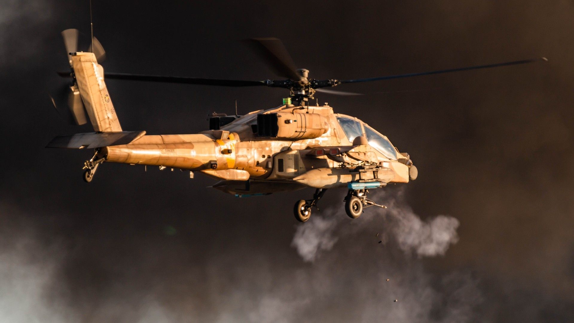 Izraelskie Apache pod ostrzałem rakiet