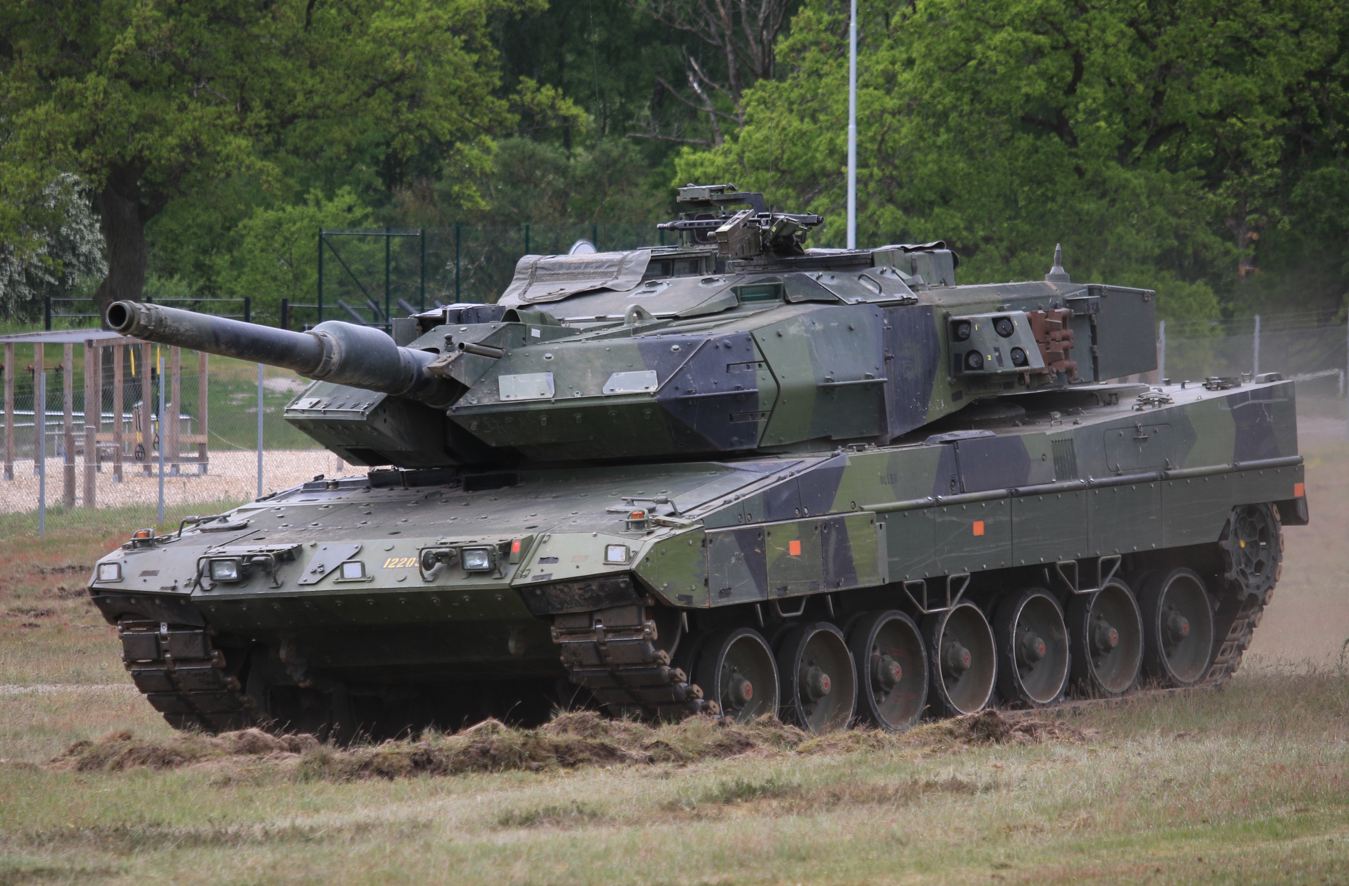 Szwecja będzie modernizować Leopardy 2