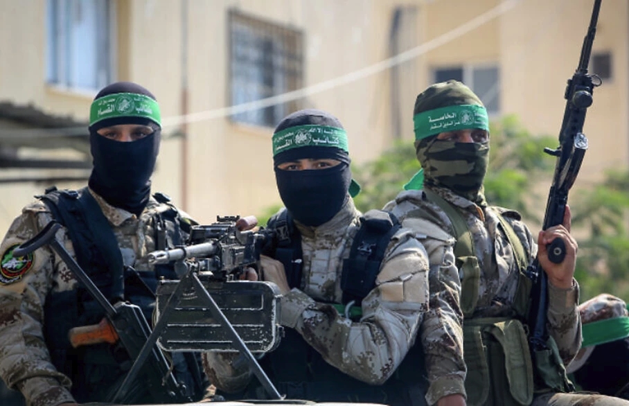 Monday Media Review; "Hamas will disappear"; Trembling in the services