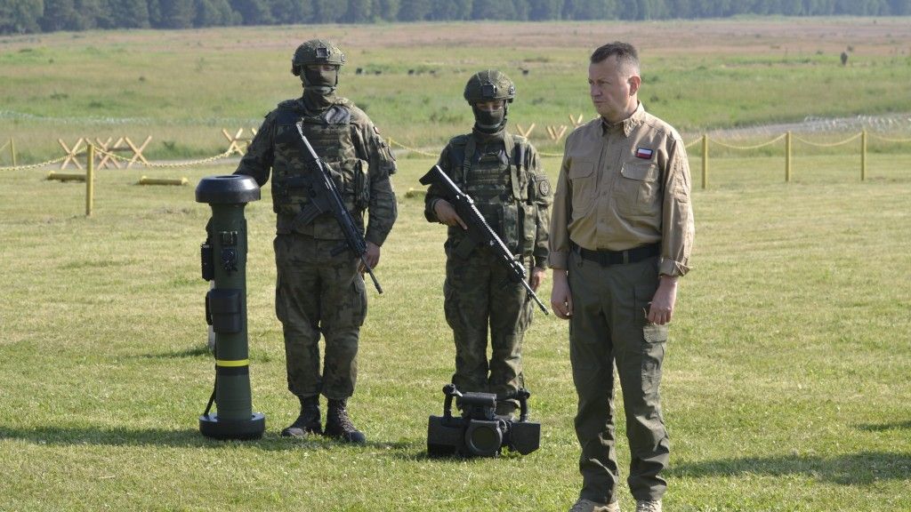 Minister Obrony Narodowej powinien sobie zdawać sprawę, że rakietami Javelin nie można zabezpieczyć potrzeb całych polskich Sił Zbrojnych