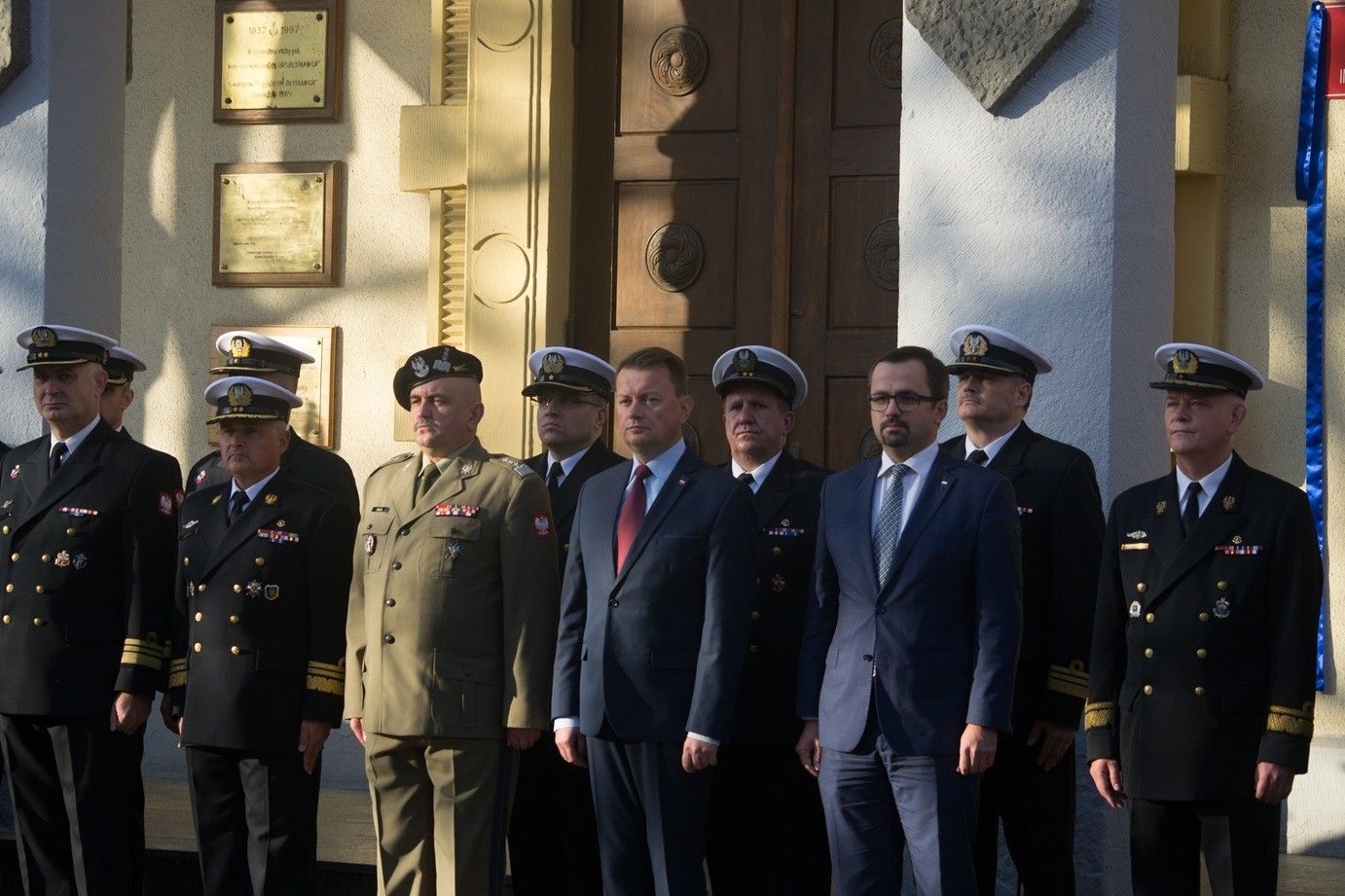 Kmdr (rez.) Dura: 16 pilnych zadań dla nowego szefa MON. Na bezstronny ...