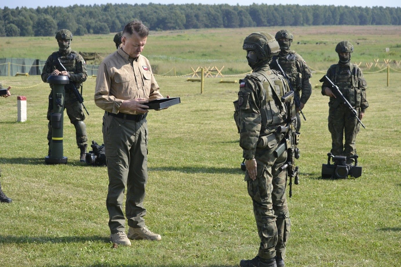 Kmdr (rez.) Dura: 16 pilnych zadań dla nowego szefa MON. Na bezstronny ...