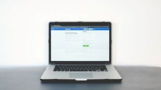 Facebook bez reklam?