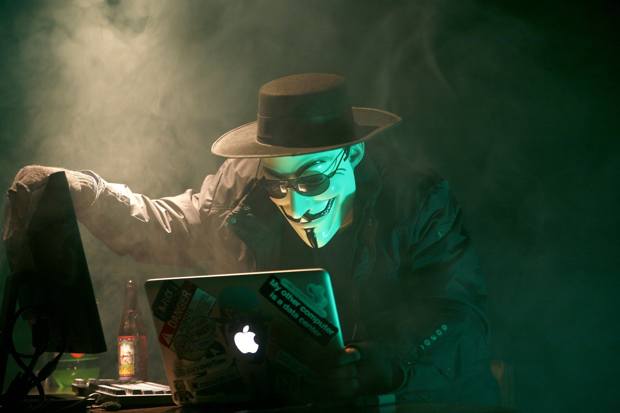 CISA: hakerzy wykorzystują coraz więcej luk zero-day