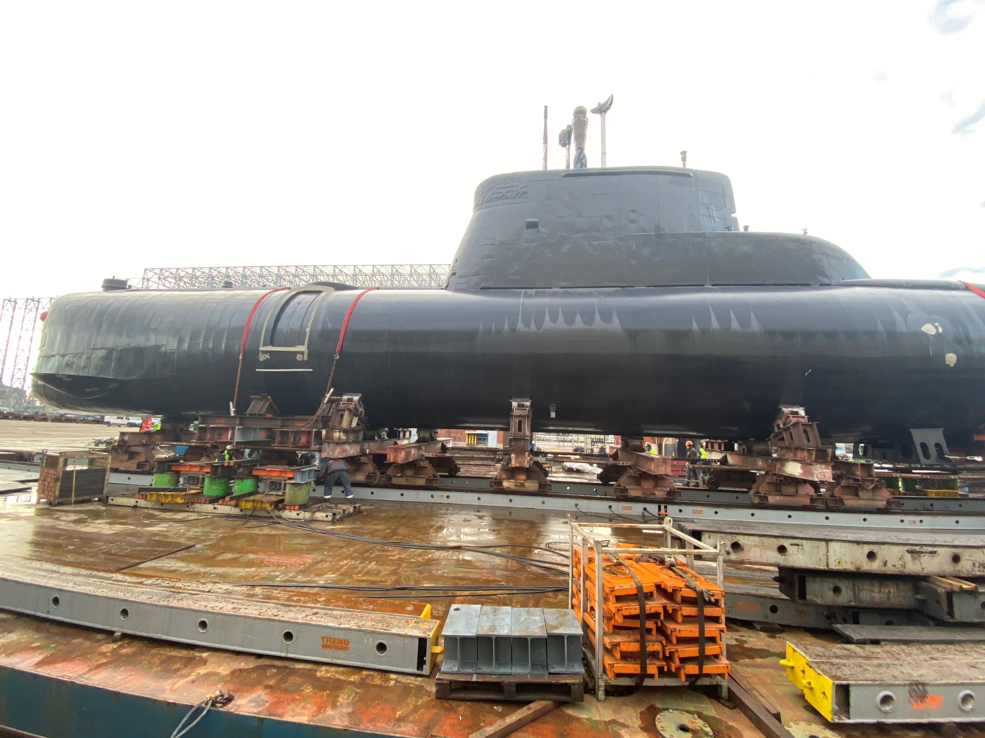 Początek ostatniej wyprawy ORP Sokół [FOTO]