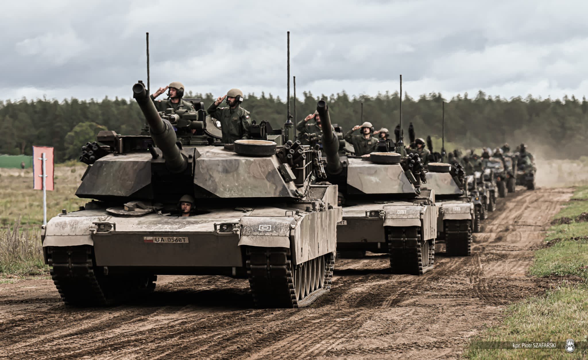Jak odróżnić polskie i ukraińskie czołgi M1A1?