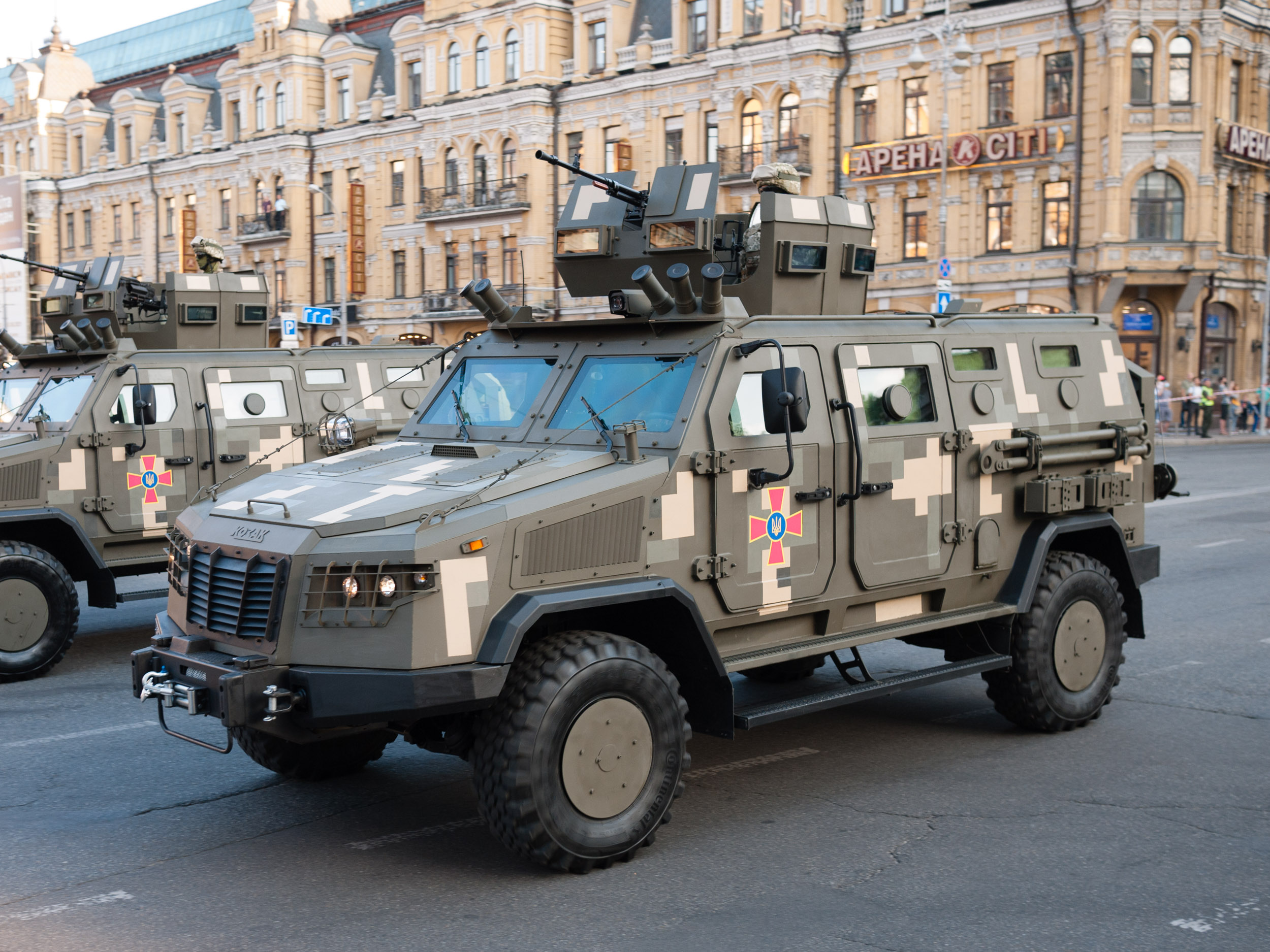 Ukraiński Kozak z nowym ZSMU