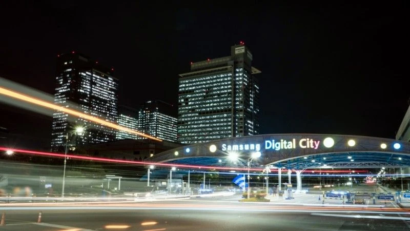Firma Samsung została czwarty rok z rzędu uznana przez Interbrand (globalną firmę konsultingową) za jedną z „5 najlepszych globalnych marek”.